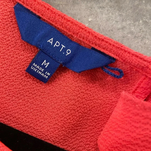 Apt 9 Pink Asymmetrical Tiered Top 3/4 Flare Sleeve Button Keyhole Back Size M - Picture 11 of 11